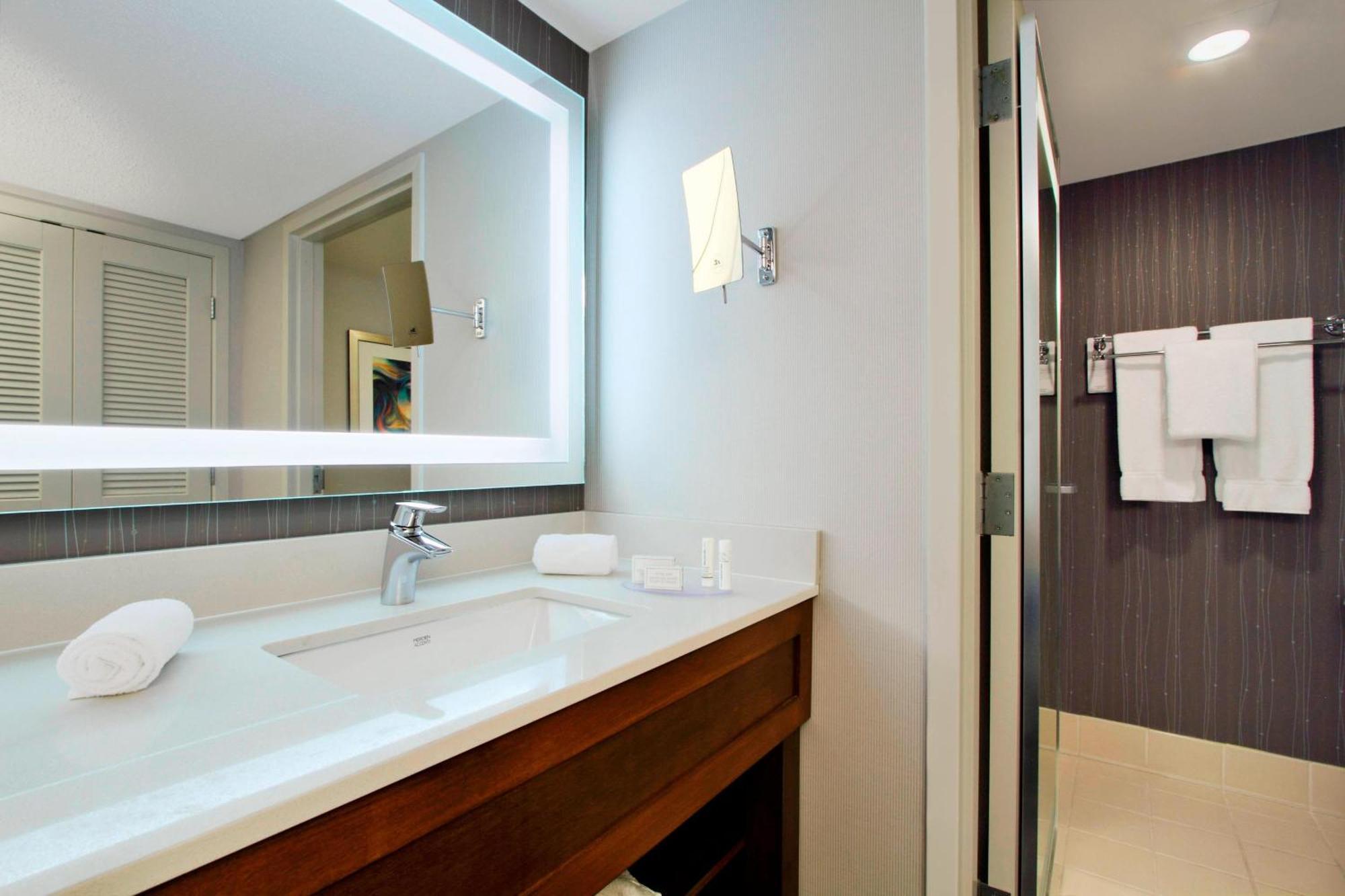 Courtyard By Marriott Cocoa Beach Cape Canaveral Экстерьер фото